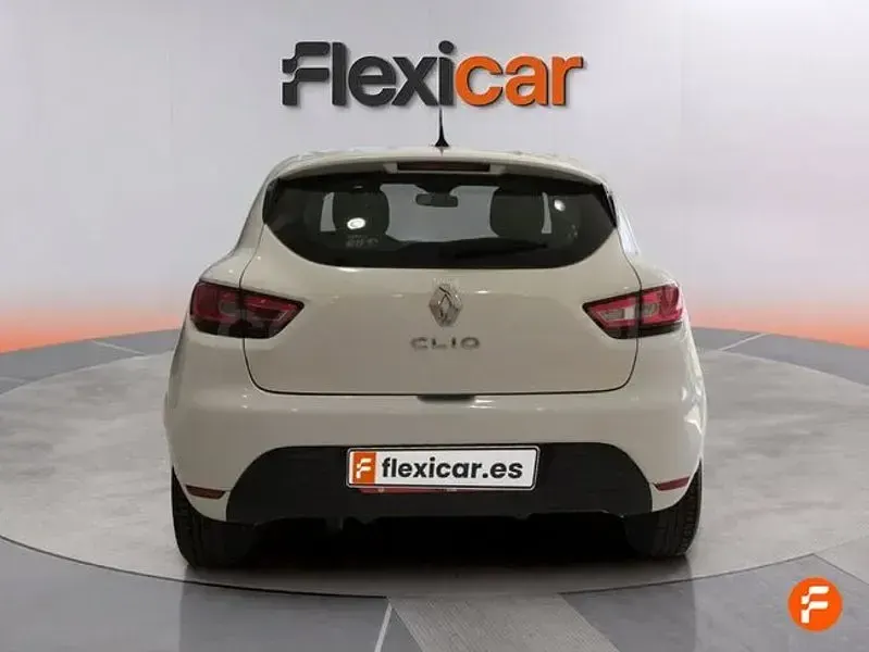 Usado Renault Clio IV Business 76 CV (55 kW) 2019 Blanco Berlina
