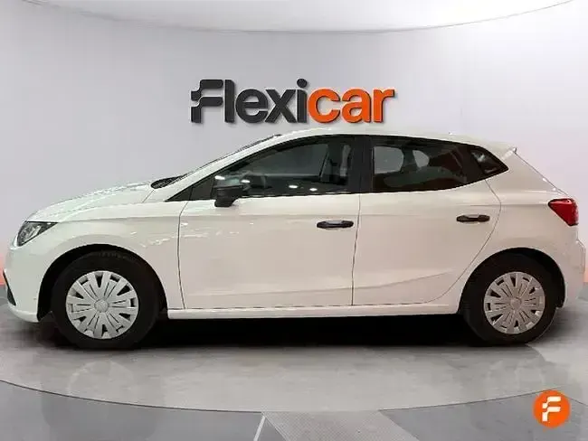 Usado Seat Ibiza Reference 95 CV (69 kW) 2018 Blanco Utilitario