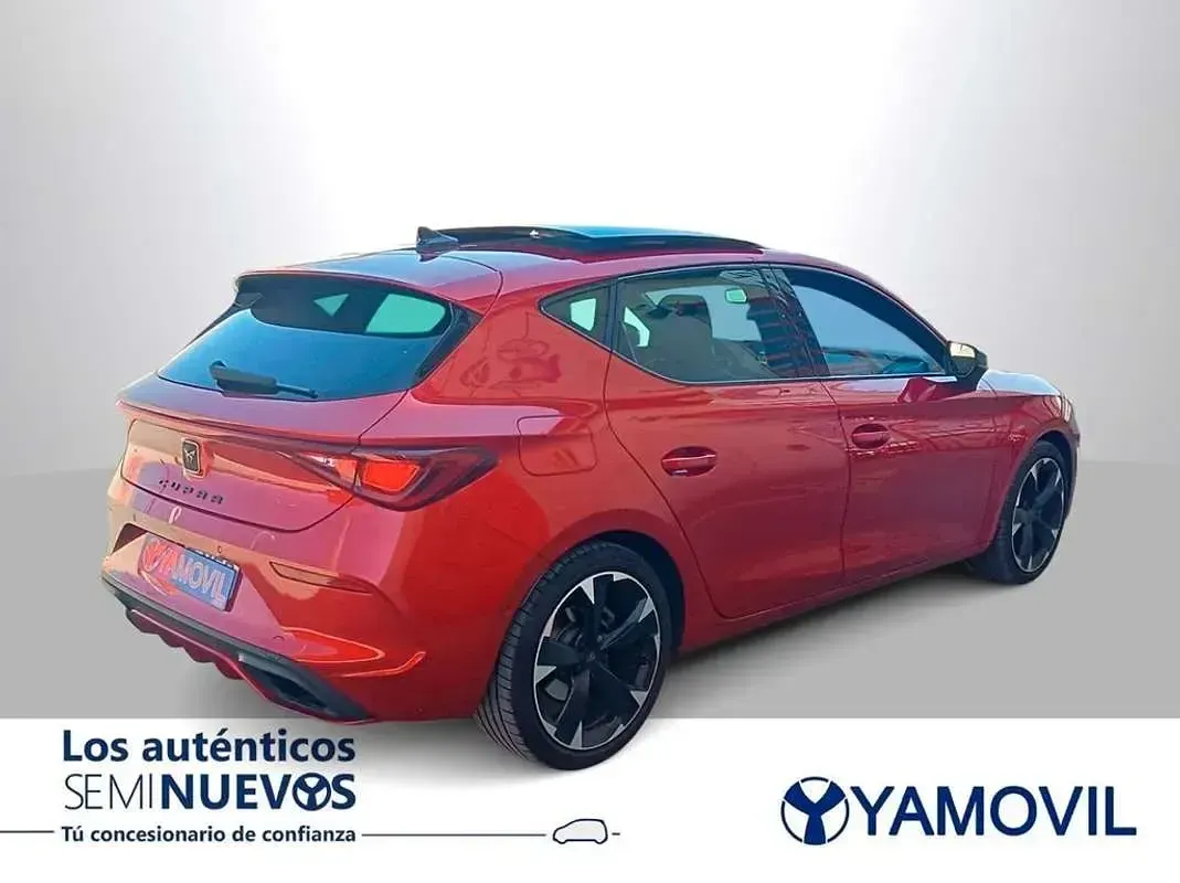 Używany Cupra Leon 150 KM (110 kW) 2023 Czerwony Hatchback