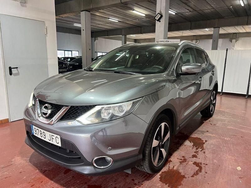 Gris / plata Usado 2015 Nissan Qashqai Visia SUV | 12.995 € (Precio justo) - Imagen 1/4