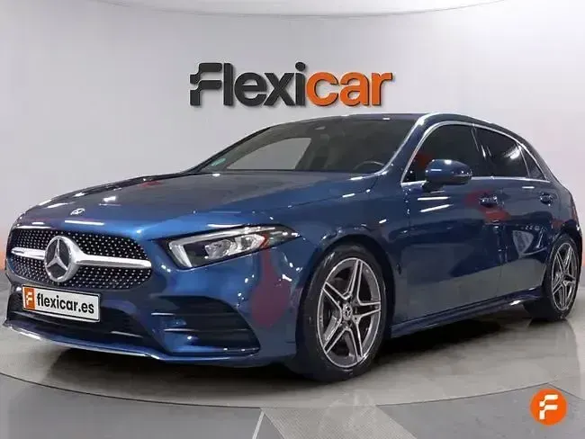 Usado Mercedes A180 136 CV (100 kW) 2021 Azul