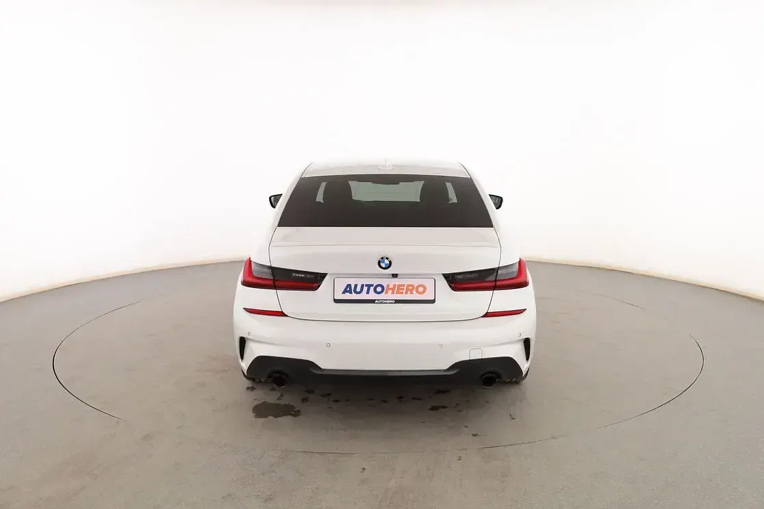 Usado BMW 320 M Sport 190 CV (139 kW) 2022 Blanco Berlina