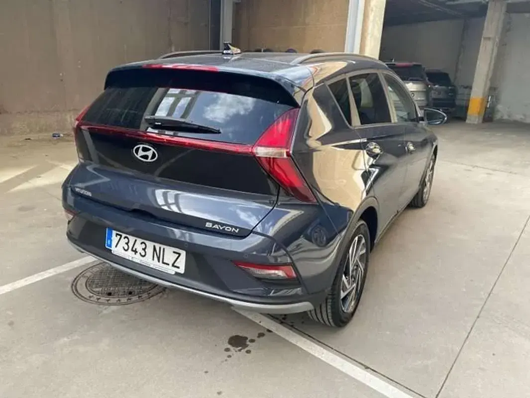 Nuevo Hyundai Bayon 84 CV (61 kW) 2026 Gris SUV