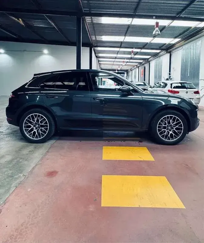 Usado Porsche Macan 258 CV (189 kW) 2018 Gris SUV