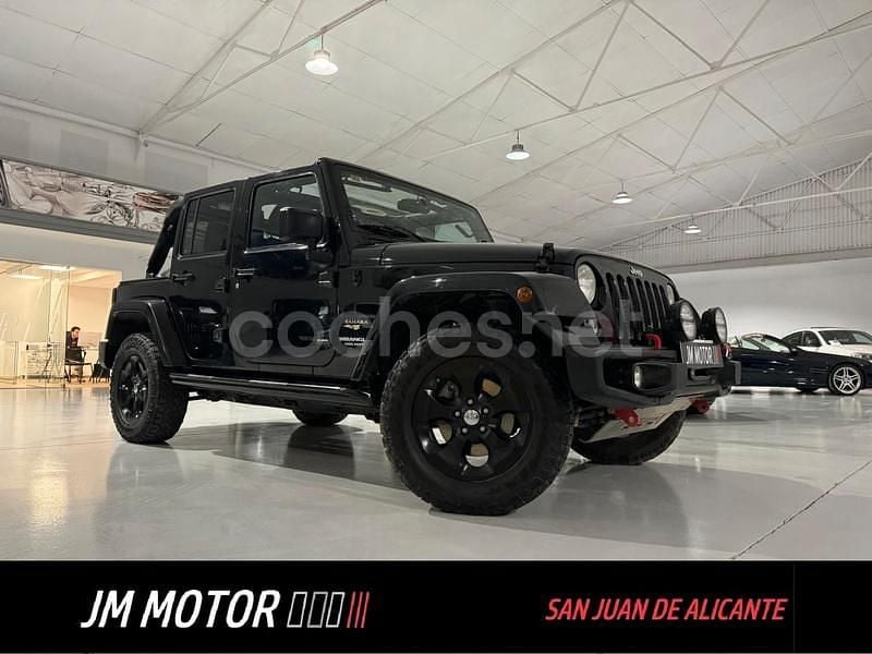 Usado Jeep Wrangler Unlimited Sahara 200 CV (147 kW) 2015 Negro SUV