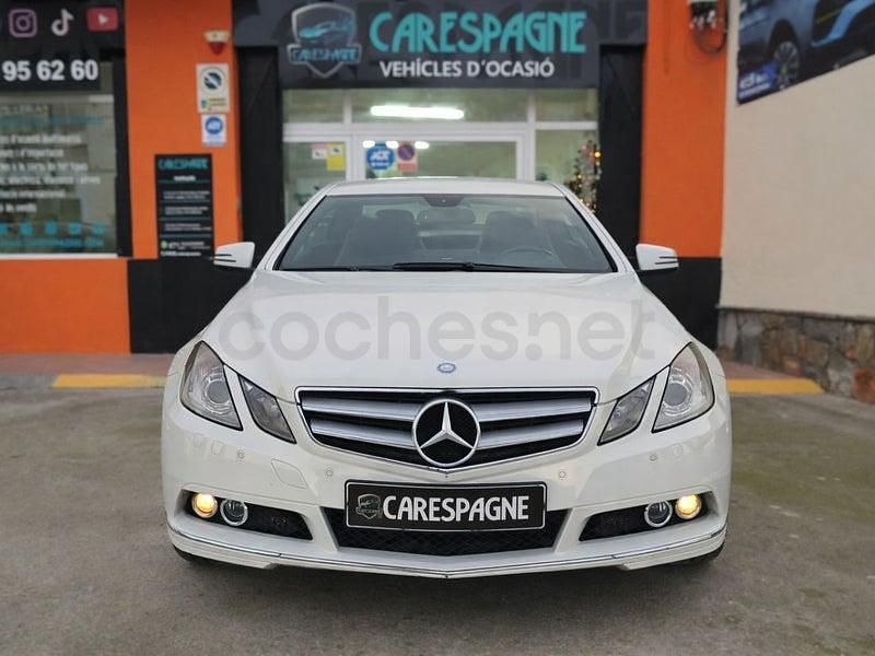 Usado Mercedes E220 Avantgarde 170 CV (125 kW) 2011 Blanco Coupe