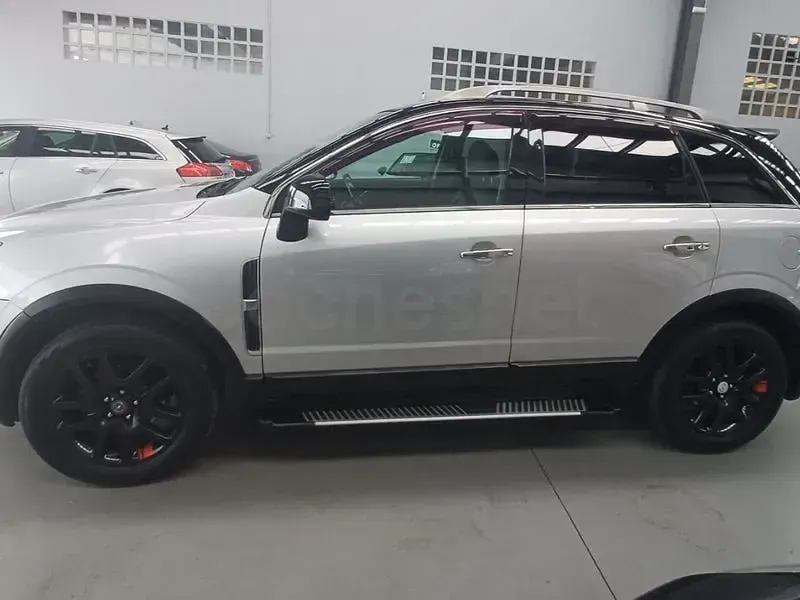 Usado Opel Antara Selective 163 CV (119 kW) 2013 Gris / plata SUV