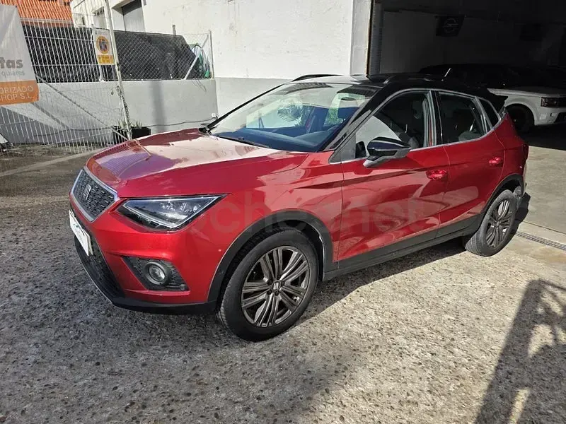 Usado Seat Arona FR 115 CV (84 kW) 2018 Rojo SUV