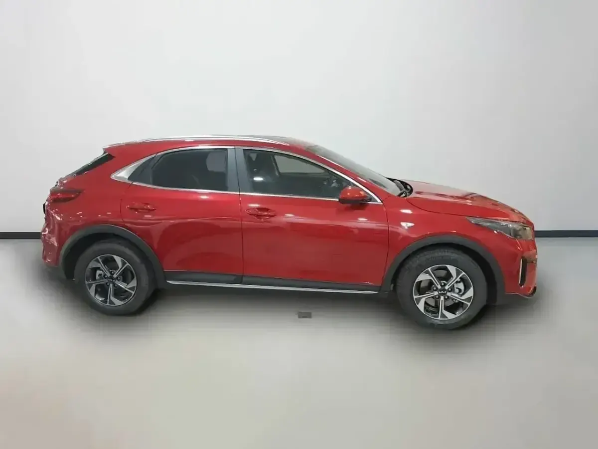 Nuevo Kia XCeed 115 CV (84 kW) 2025 Rojo SUV