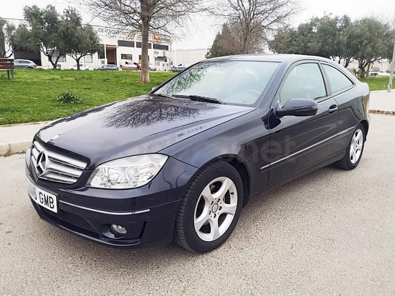 Usado Mercedes CLC200 122 CV (89 kW) 2009 Azul Utilitario