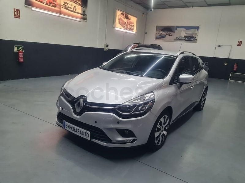 Usado Renault Clio GrandTour Zen 90 CV (66 kW) 2019 Gris / plata Familiar