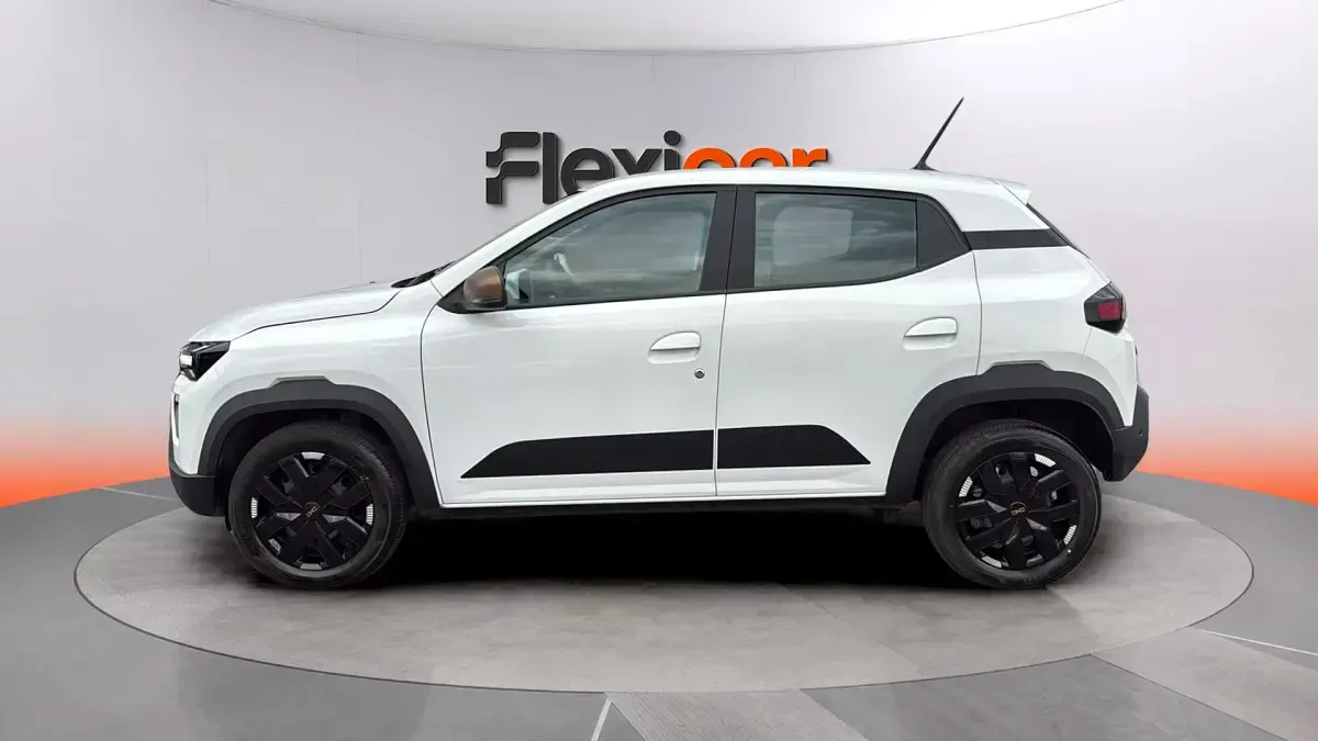 Usado Dacia Spring Extreme 47 kW (65 CV) 2025 Blanco Utilitario
