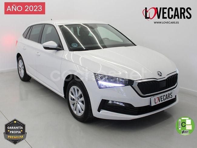 Blanco Usado 2023 Skoda 110 R Ambition Berlina | 14.900 € (Precio justo) - Imagen 1/3