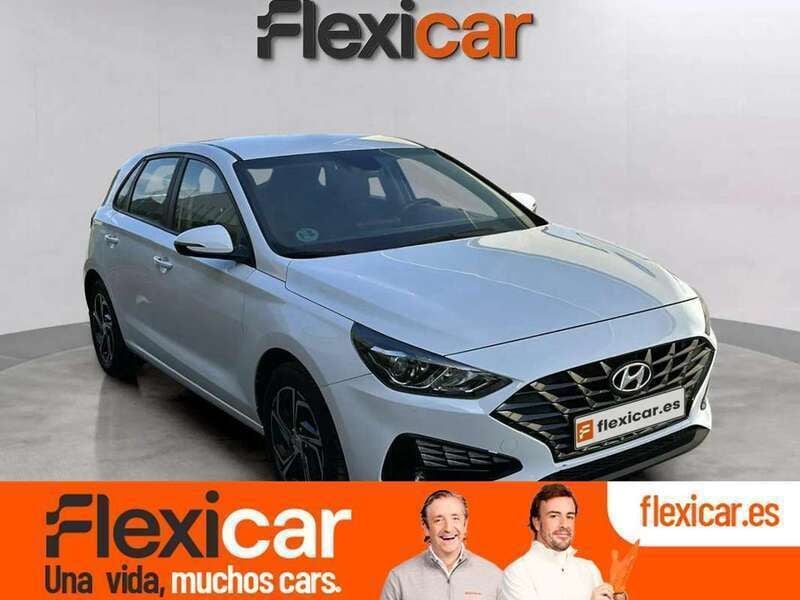 Blanco Usado 2021 Hyundai i30 Utilitario | 14.970 € (Precio justo) - Imagen 1/2