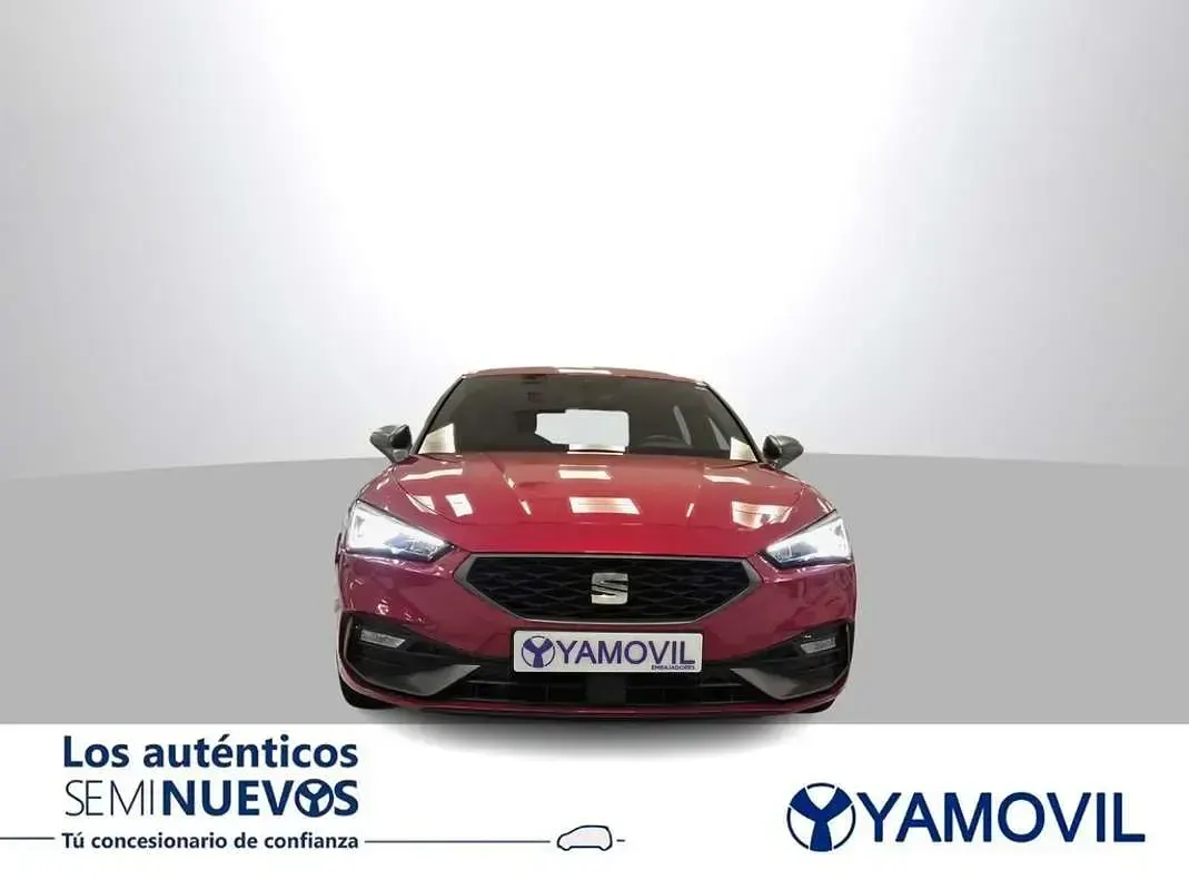 Usado Seat Leon FR 150 CV (110 kW) 2024 Rojo Utilitario