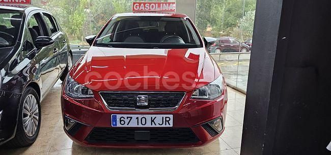 Usado Seat Ibiza Style 75 CV (55 kW) 2018 Rojo Berlina