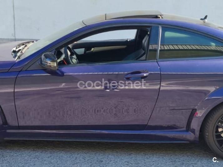 Usado Mercedes C220 170 CV (125 kW) 2012 Azul Coupe