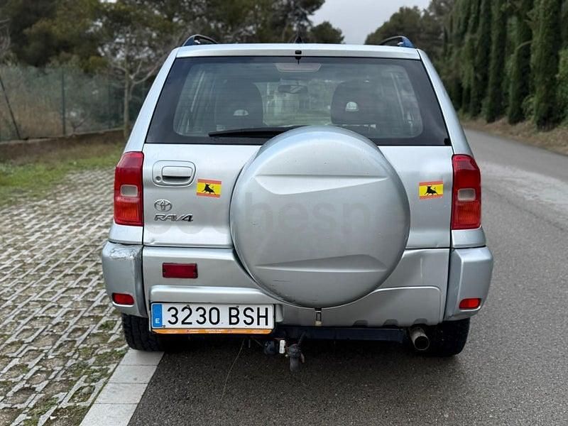 Usado Toyota RAV4 Luna 150 CV (110 kW) 2002 Gris / plata SUV