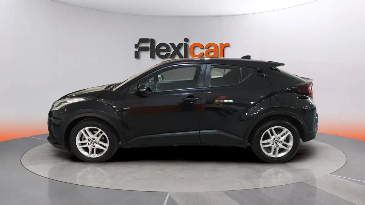 Usado Toyota C-HR Active 122 CV (89 kW) 2022 Negro SUV