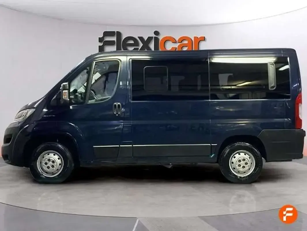 Usado Fiat Ducato 150 CV (110 kW) 2018 Azul Van