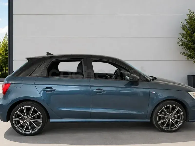 Usado Audi A1 Sportback S-Line 90 CV (66 kW) 2015 Azul Utilitario