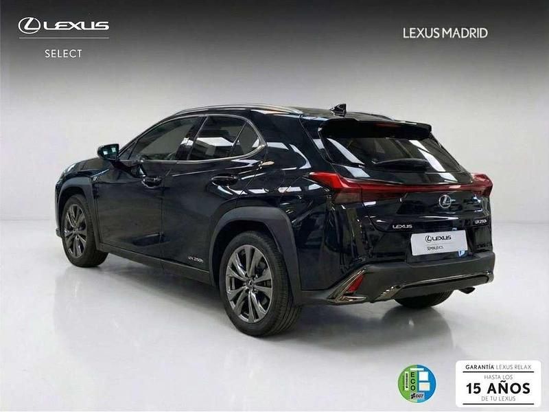 Usado Lexus UX 300h Sport Line 199 CV (146 kW) 2025 Negro SUV
