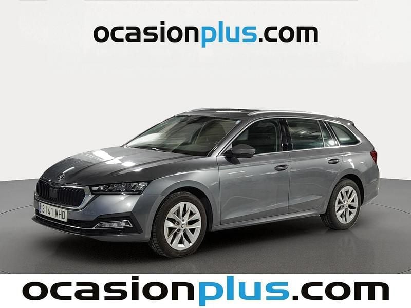 Usado Skoda Octavia Selection 150 HP (110 kW) 2023 Cinzento Carrinha