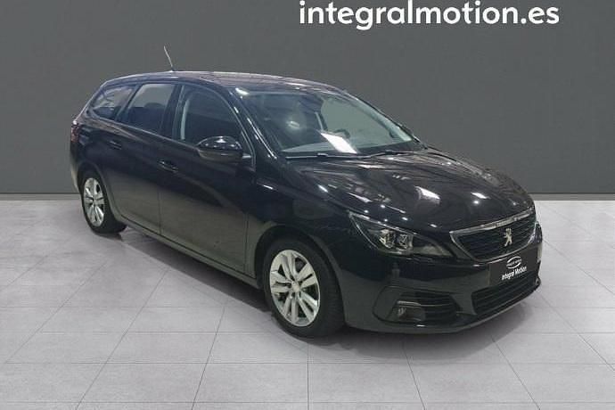 Usado Peugeot 308 Active 130 CV (95 kW) 2021
