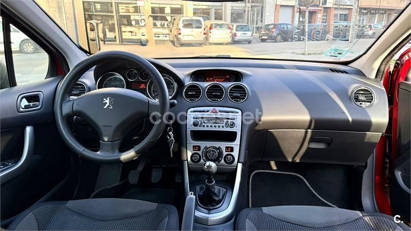 Usado Peugeot 308 Sport 120 CV (88 kW) 2008 Rojo Berlina