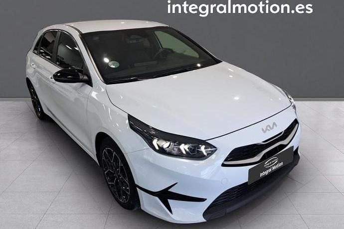 Usado Kia Ceed 100 CV (73 kW) 2025 Utilitario