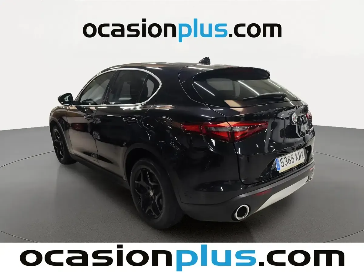 Usado Alfa Romeo Stelvio Super 180 CV (132 kW) 2018 Negro SUV