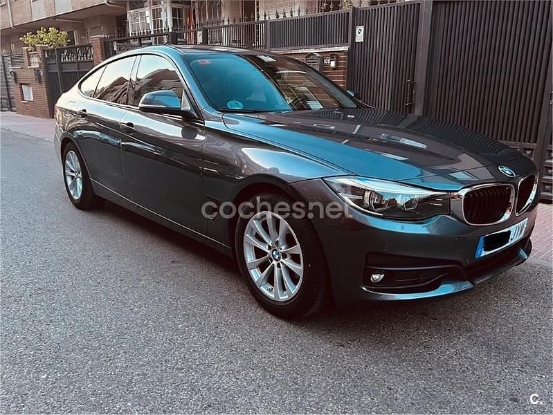 Gris / plata Usado 2017 BMW 318 Gran Turismo Comfort Edition Berlina | 13.500 € (Super precio) - Imagen 1/4