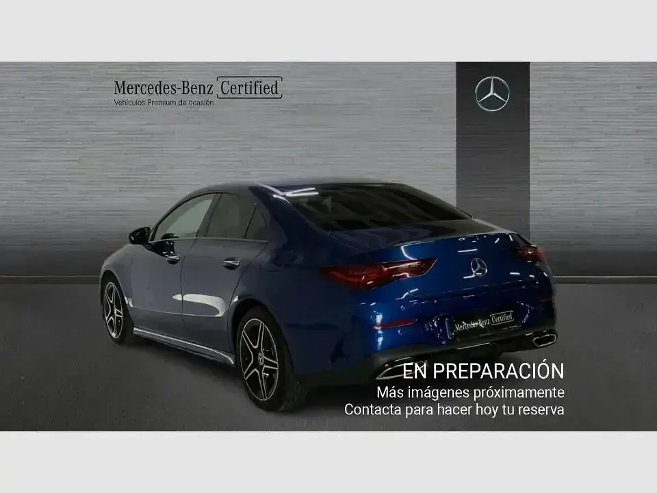 Usado Mercedes CLA200 AMG line 150 CV (110 kW) 2024 Azul Coupe
