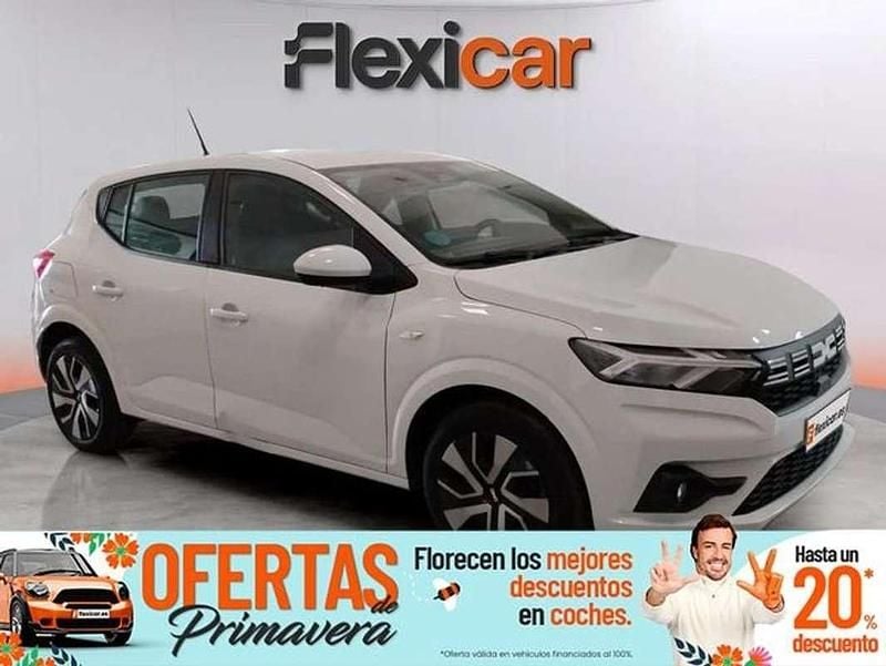 Usado Dacia Sandero Essentiel 91 CV (66 kW) 2024 Blanco Utilitario