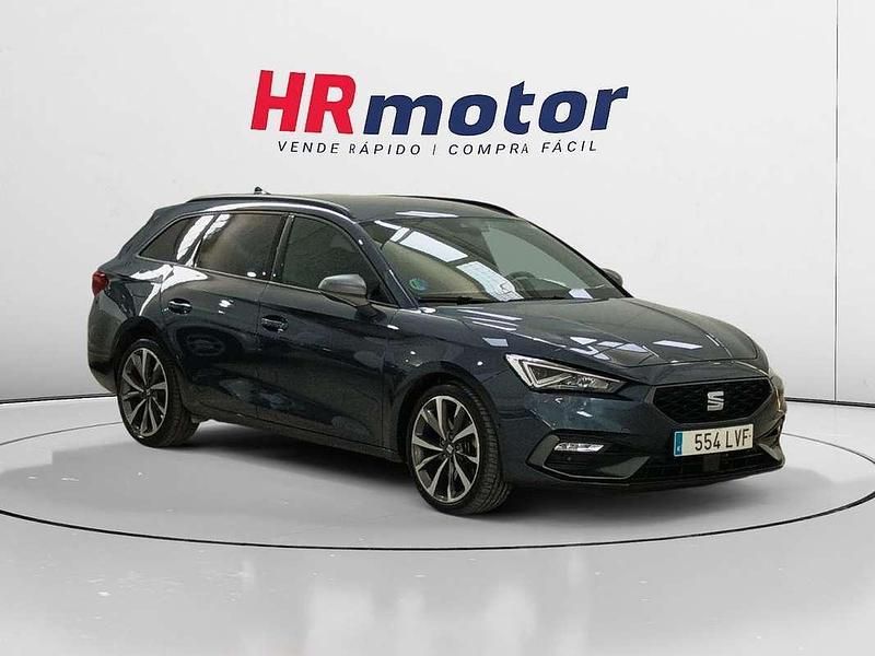 Gris Usado 2021 Seat Leon FR Familiar | 20.200 € (Caro) - Imagen 1/4