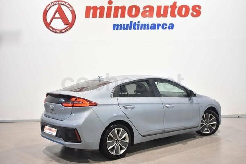 Usado Hyundai Ioniq 143 CV (105 kW) 2019 Gris Utilitario