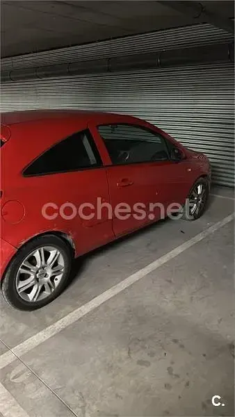 Usado Opel Corsa Enjoy 80 CV (58 kW) 2007 Rojo Utilitario