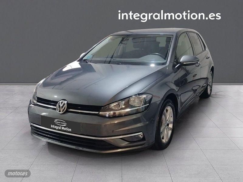 Gris Usado 2018 VW Golf Advance Berlina | 19.990 € (Precio justo) - Imagen 1/4