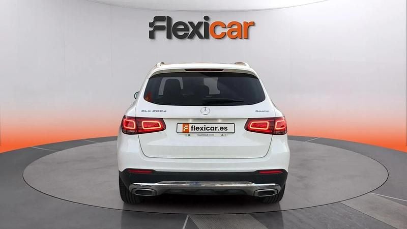 Usado Mercedes GLC200 163 CV (119 kW) 2022 Blanco SUV