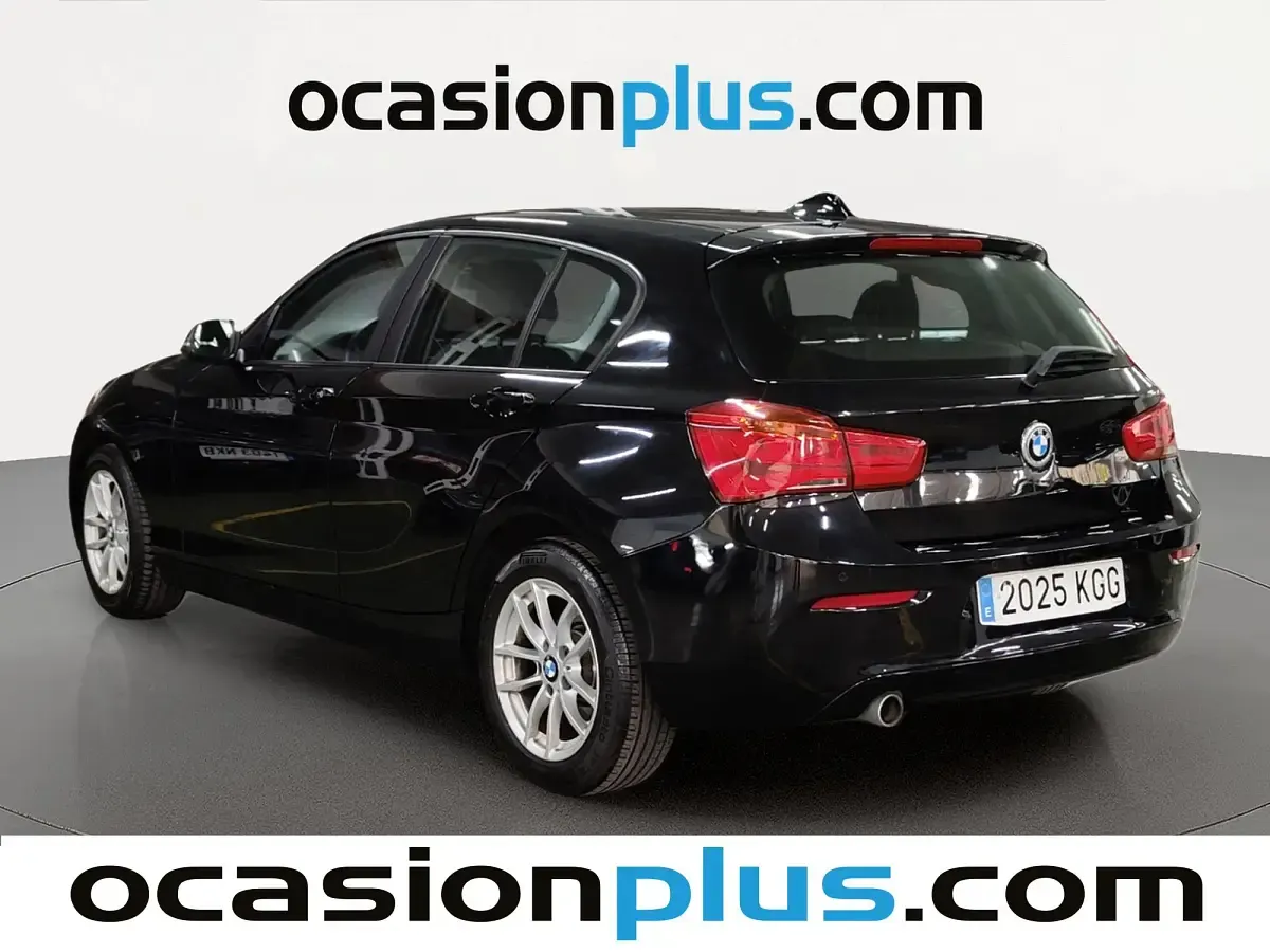 Usado BMW 116 116 CV (85 kW) 2017 Negro Utilitario
