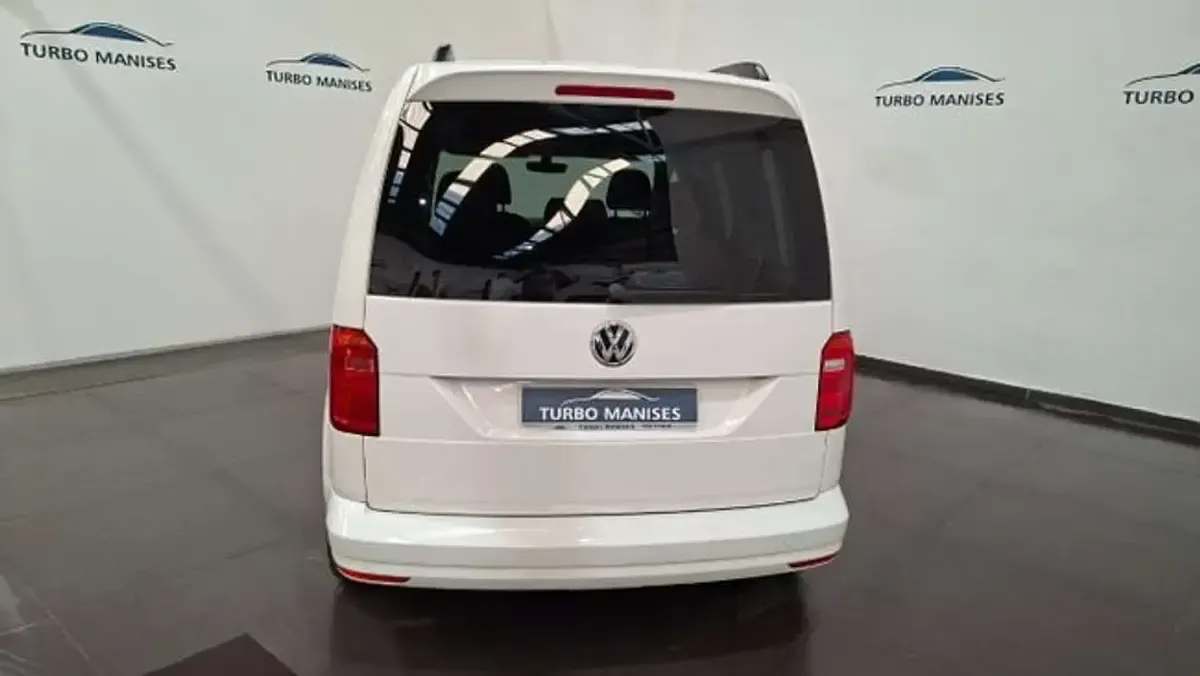Usado VW Caddy 102 CV (75 kW) 2019 Blanco Monovolumen