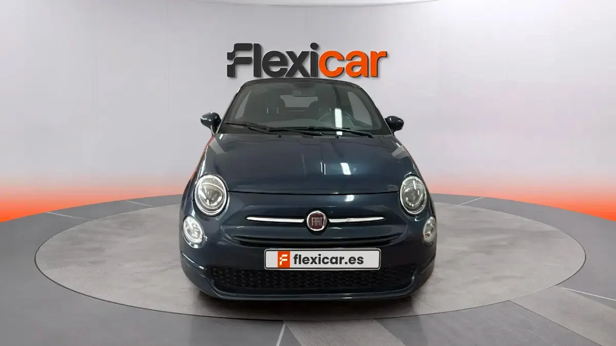 Usado Fiat 500 Club 71 CV (52 kW) 2023 Azul Descapotable