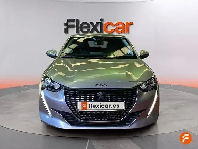 Usado Peugeot 208 Active 100 CV (73 kW) 2021 Gris Utilitario