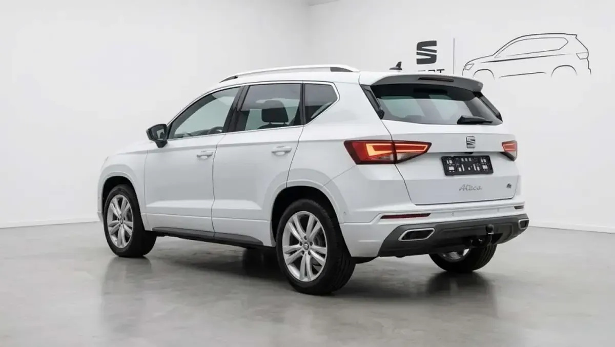 Usado Seat Ateca FR 150 CV (110 kW) 2021 Blanco SUV