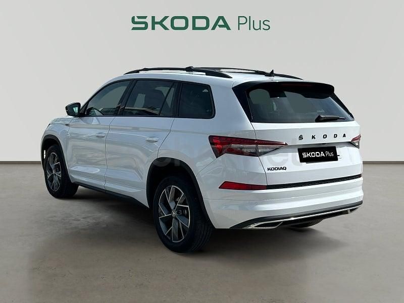Usado Skoda Kodiaq SportLine 150 CV (110 kW) 2023 Blanco SUV