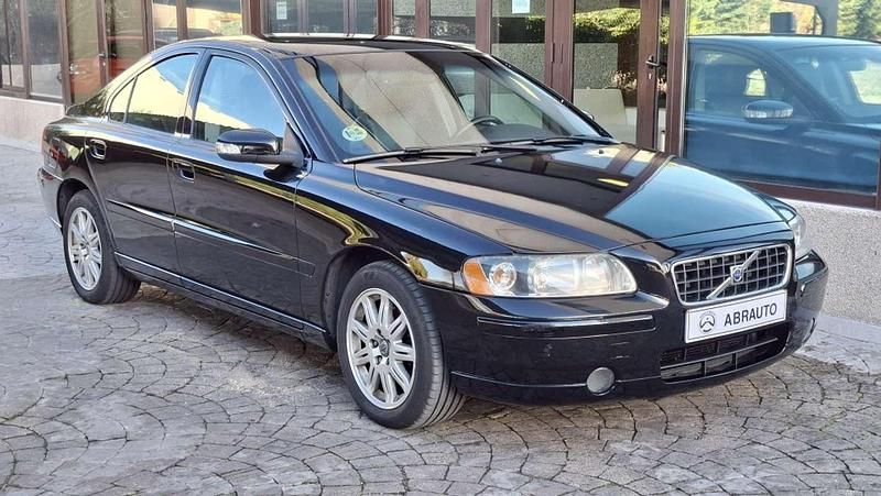 Negro Usado 2007 Volvo S60 Momentum Berlina | 6800 € (Caro) - Imagen 1/4