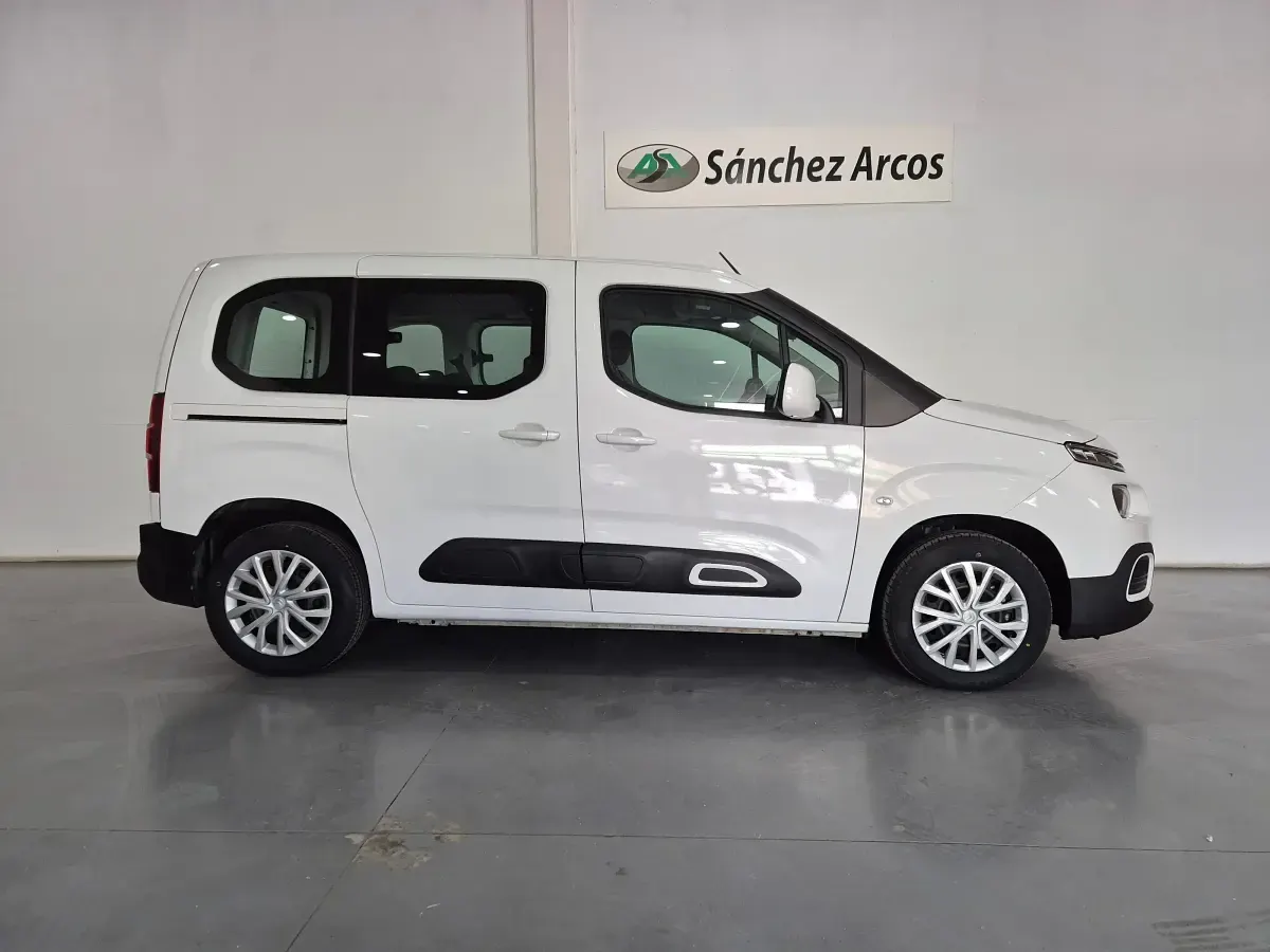 Usado Citroën Berlingo 102 CV (75 kW) 2020 Blanco Monovolumen