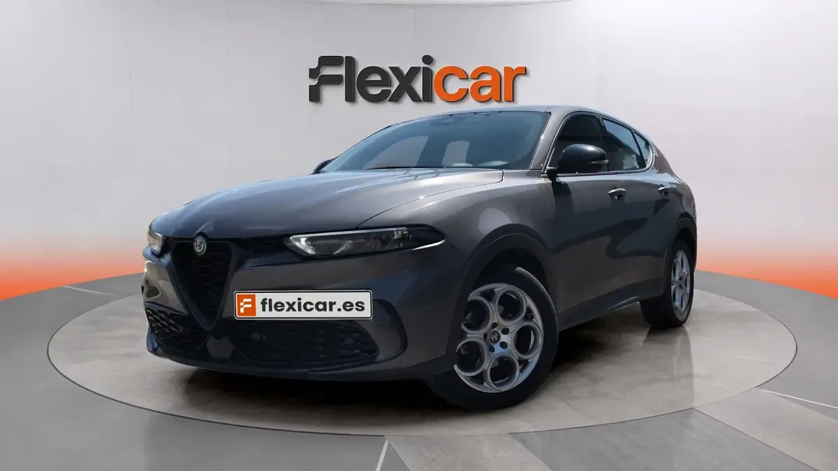 Usado Alfa Romeo Tonale Sprint 131 CV (96 kW) 2023 Gris SUV