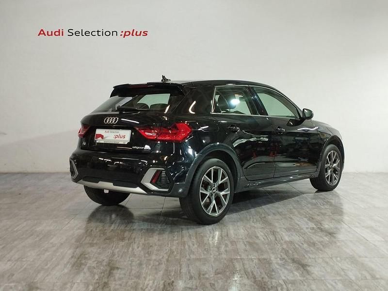 Usado Audi A1 110 CV (80 kW) 2021 Negro SUV