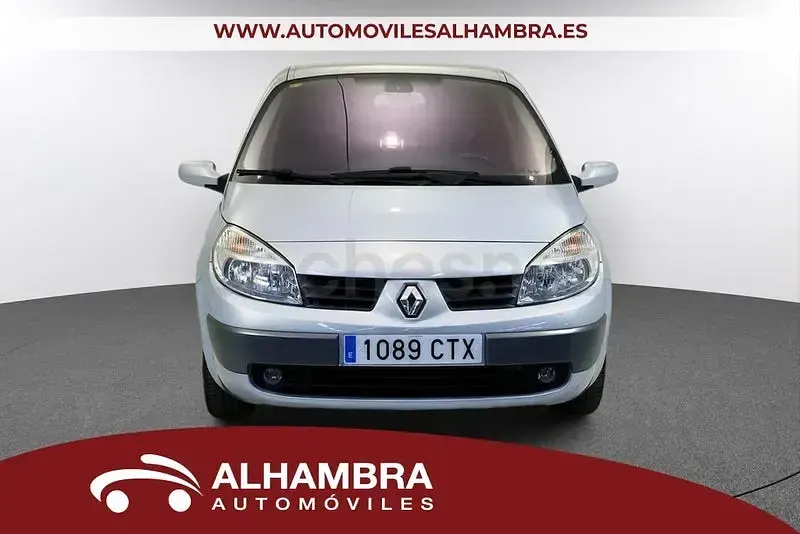 Usado Renault Scénic Dynamique 100 CV (73 kW) 2004 Gris / plata Monovolumen